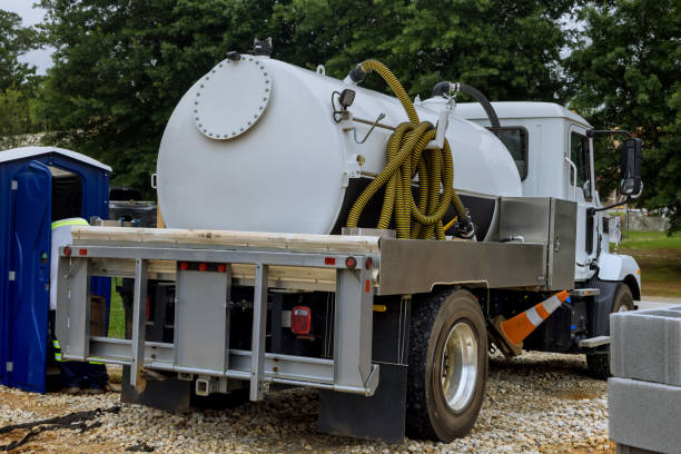 Best Luxury portable toilet rental  in Virginia Gardens, FL